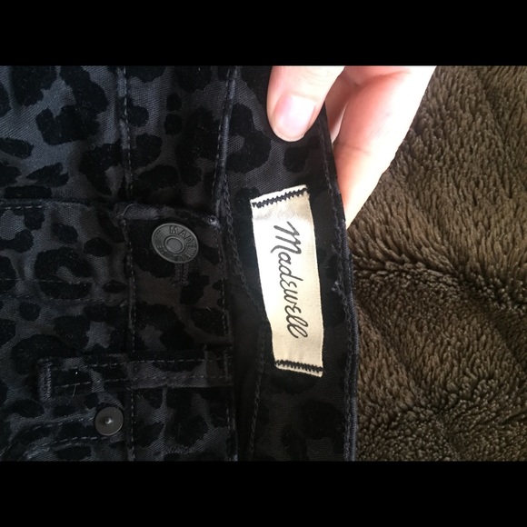 Madewell jeans - black cheetah - Picture 3 of 4